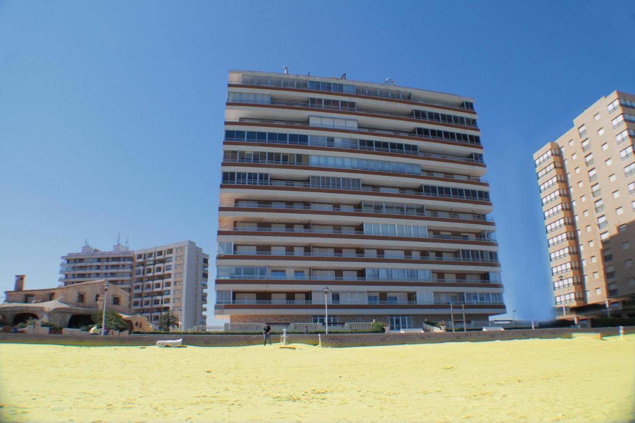 Apartamento Mareny Blau, Primera Linea De Playa Exterior foto